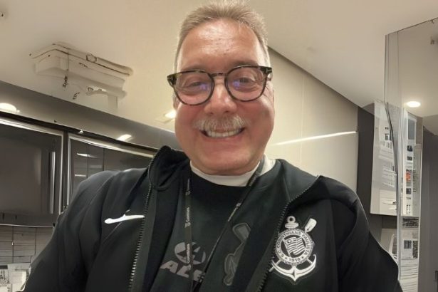 Paulo Twiaschor mostra como a realidade aumentada no canteiro de obras reduz erros e acelera prazos com eficiência.