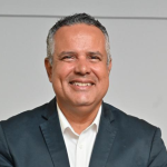 A adoção de critérios técnicos mais rigorosos na definição de escopo reduz riscos e aumenta a previsibilidade em grandes obras, como destaca Elmar Juan Passos Varjão Bomfim.